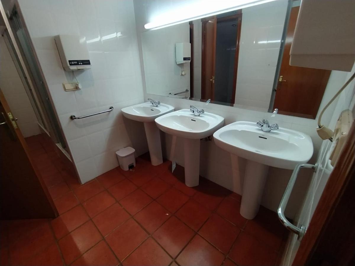 Albergue De Nuestra Senora Carrasquedo Granon Екстер'єр фото